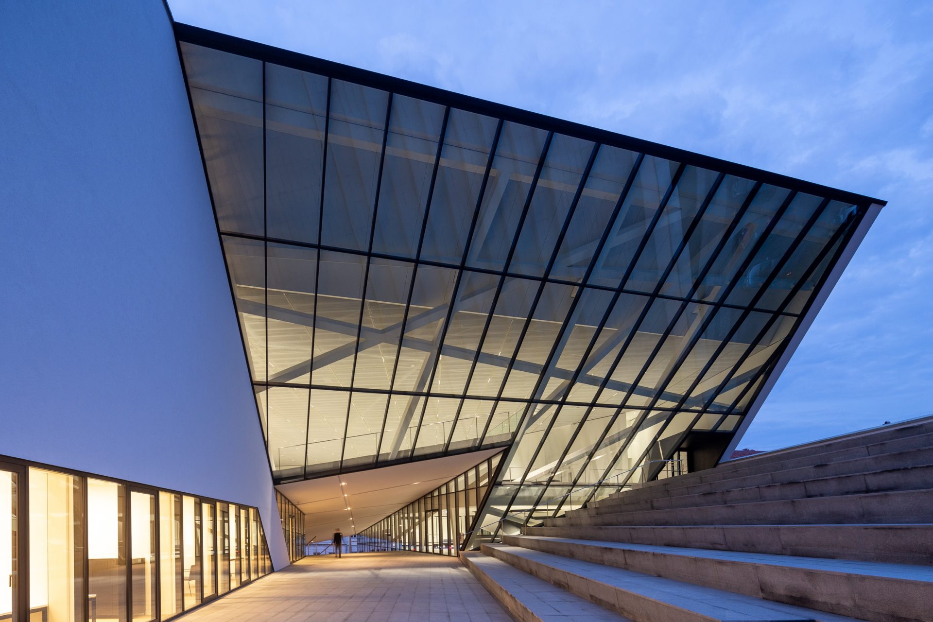 „Naresta“ nepriekaištingai įgyvendino pasaulinės architektūros žvaigždės projektą ir pelnė „Lietuvos metų gaminio“ aukso medalį