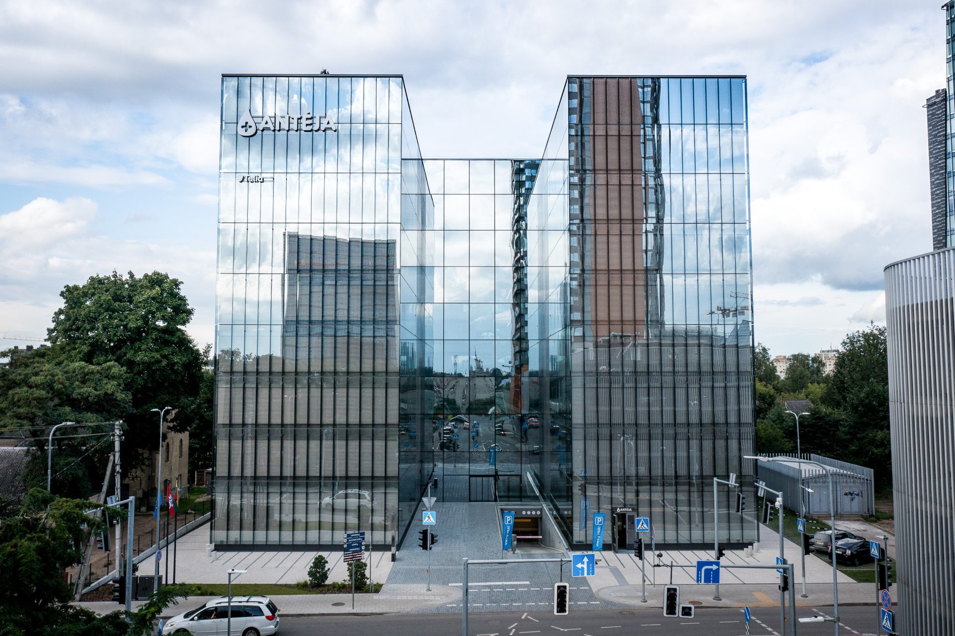 Naujas verslo centras Lvovo g. 37, Vilniuje
