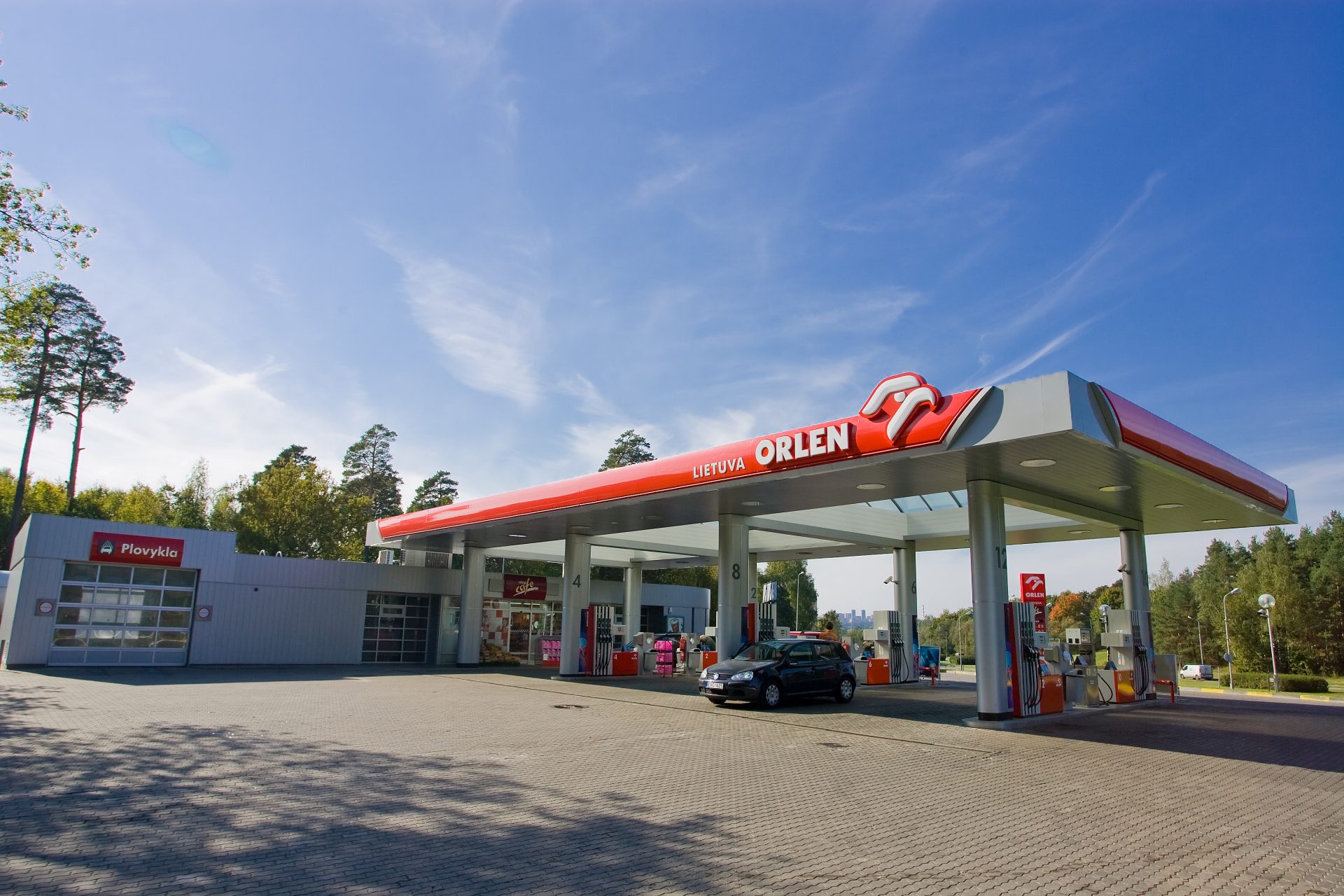 Reconstruction works of «PKN Orlen» petrol stations